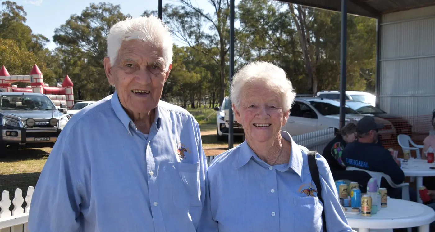 Large crowd enjoys Grenfell Jockey Club Races