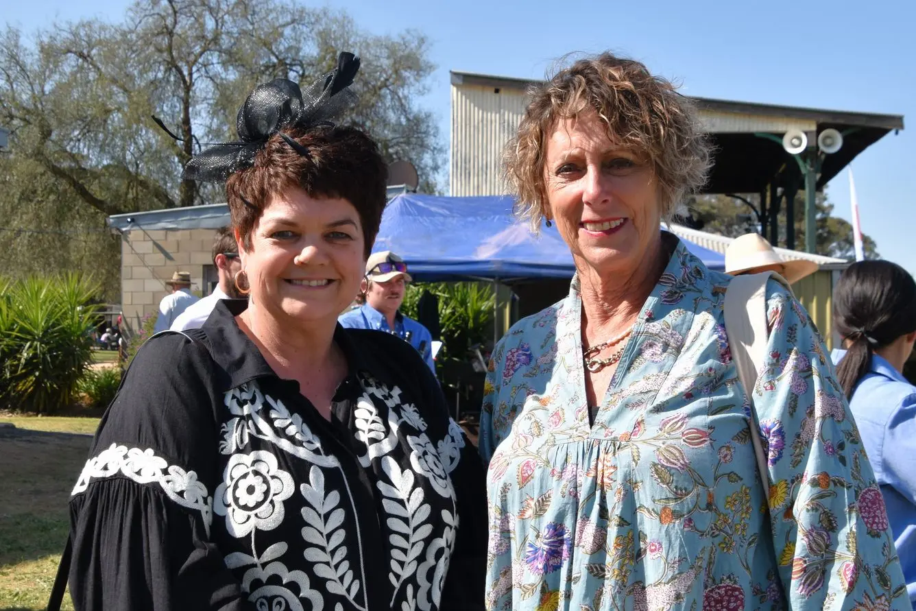 Fashion Judge Kylie Browne of Forbes with Jan Myers of Grenfell. IMAGE by Jenny Kingham