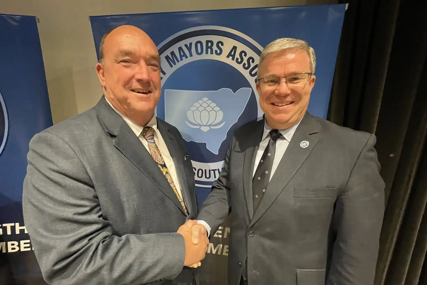 Country Mayors Association of NSW Deputy Chairman Cr. Russell Fitzpatrick and Chairman Cr. Rick Firman OAM. PHOTO: Supplied