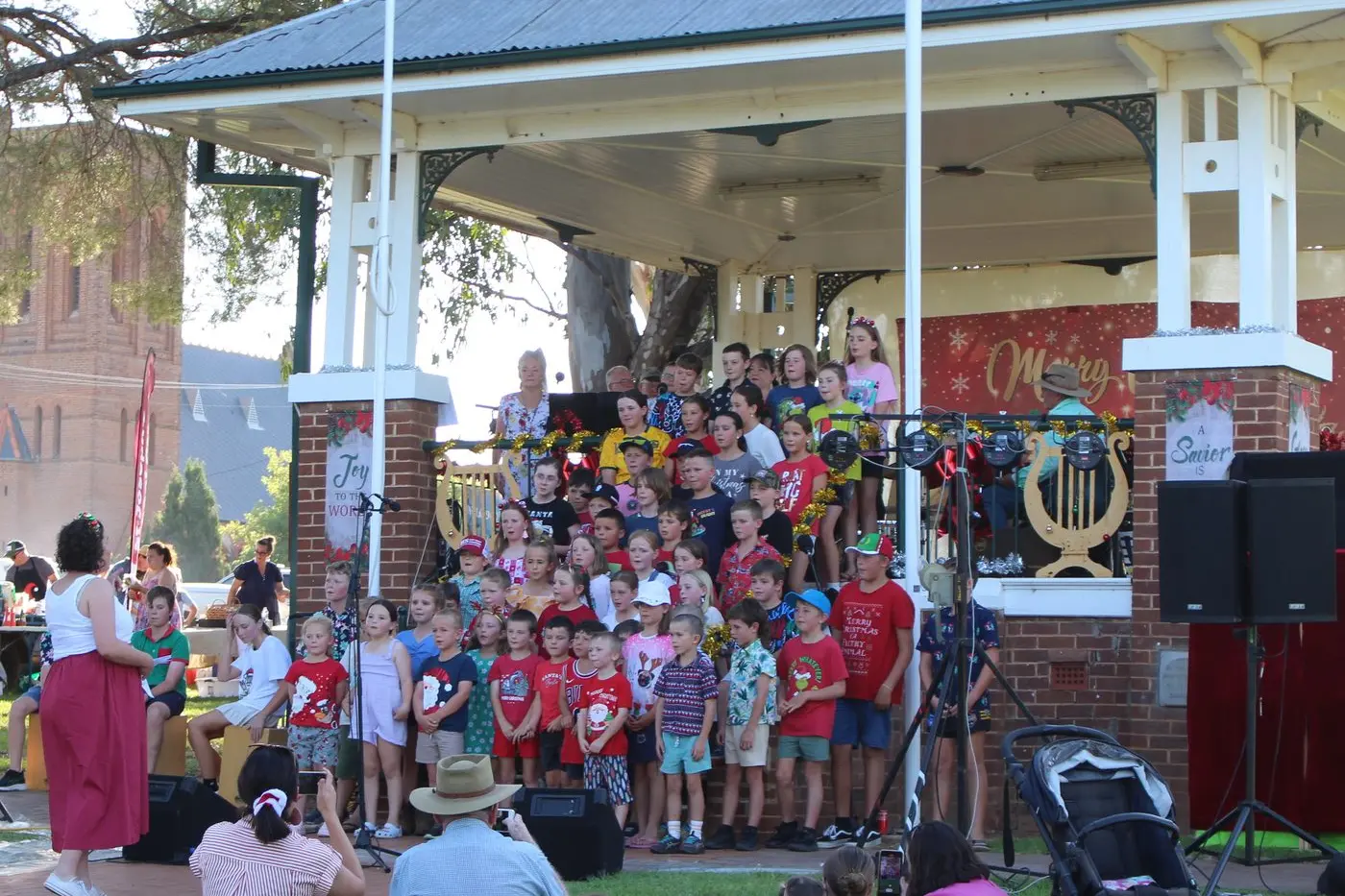 Grenfell Public School students performed several carols.