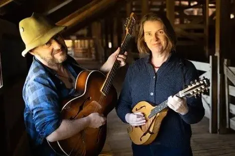 Jason and Chloe Roweth are set to raise spirits and funds in the name of the 2024 Henry Lawson Festival at the Grenfell Showground Pavilion on Saturday, April 27.