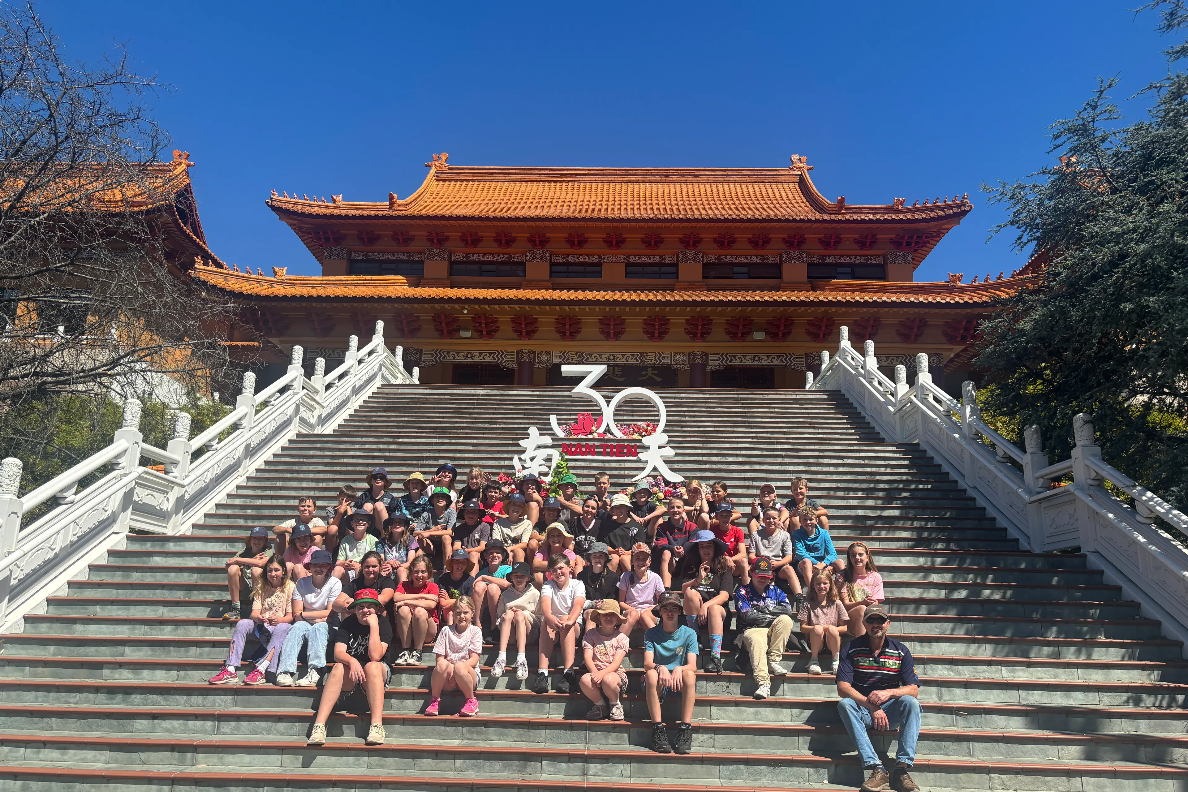 <p>Students had a a peaceful visit to the Buddhist temple.</p>\\n