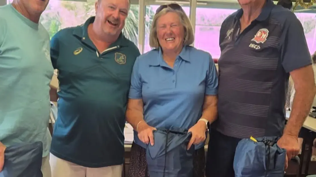 Golfers take on Oliver's Hardware Day of Golf