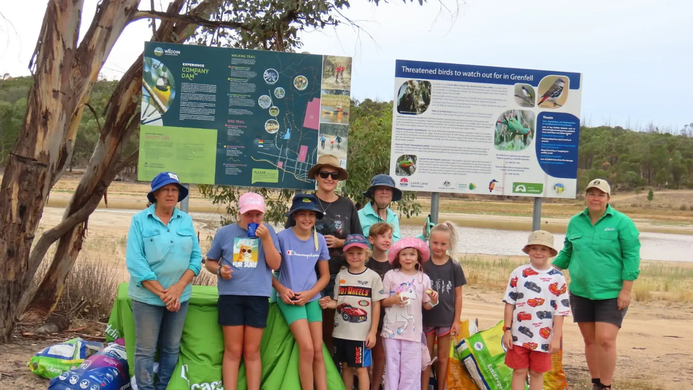 Grenfell locals get their gloves on