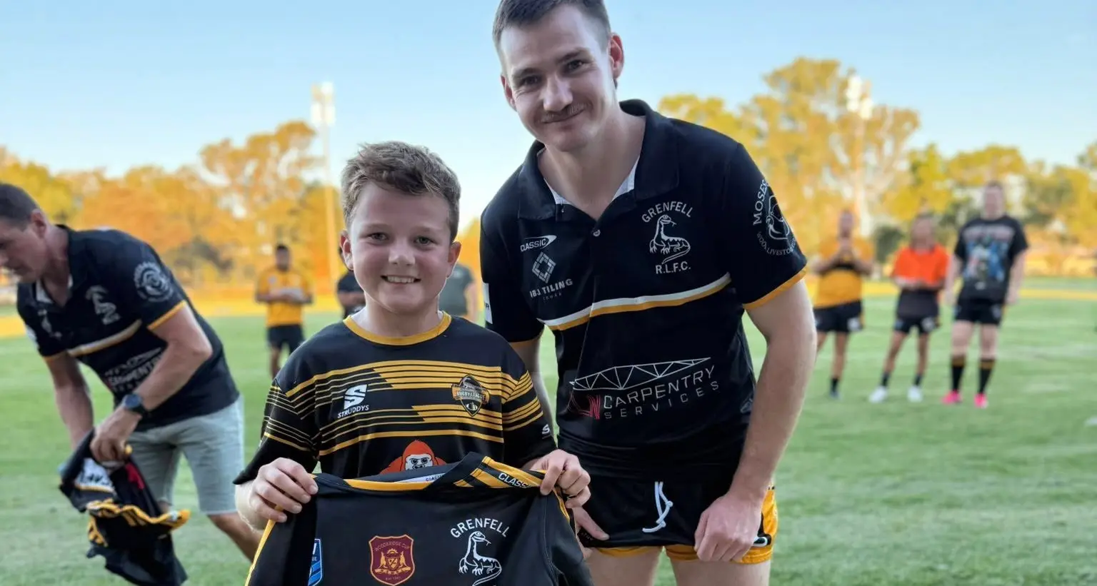 Goannas on the road, calcutta at the Cri