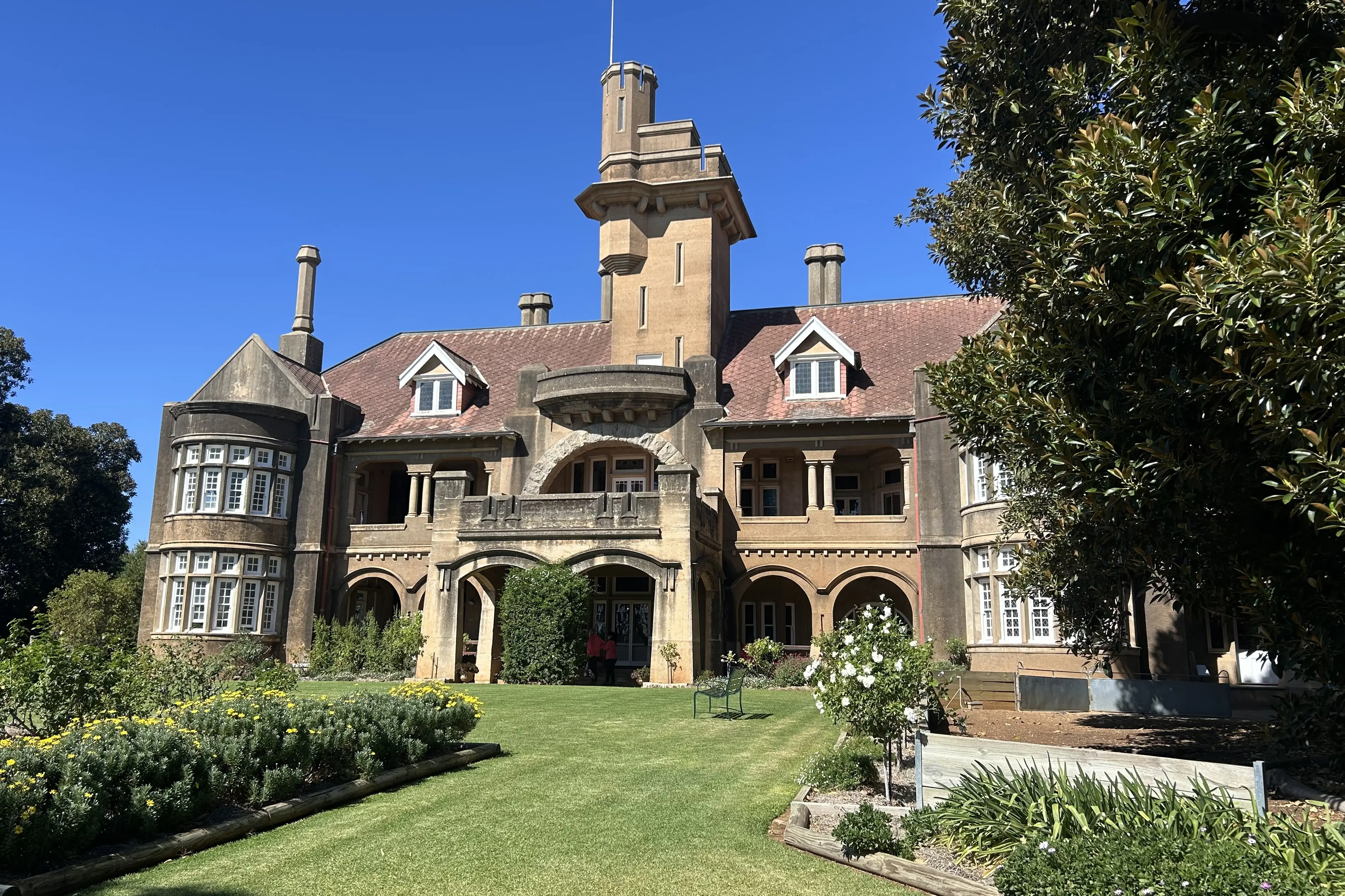 <p>Iandra Castle is open again this weekend on 26 April.</p>\\n