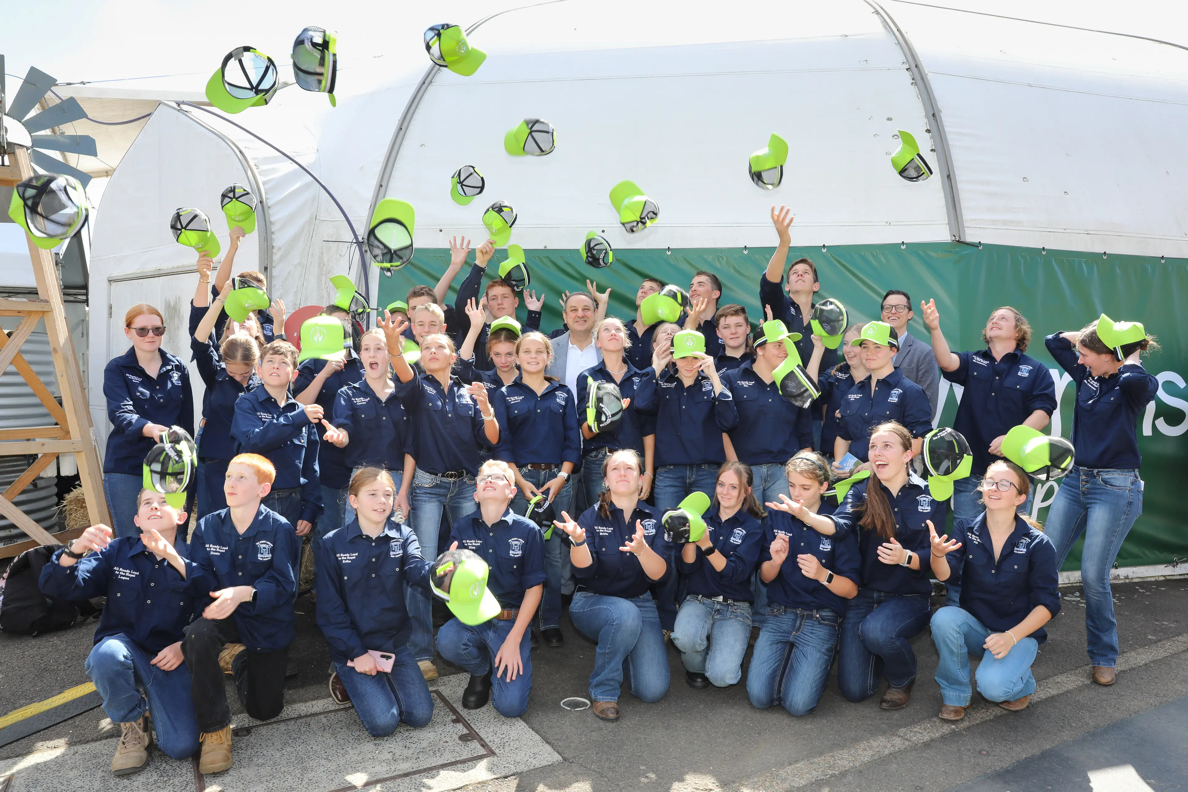 <p>The Henry Lawson High School students had a great time at the Sydney Royal Easter Show.</p>\\n