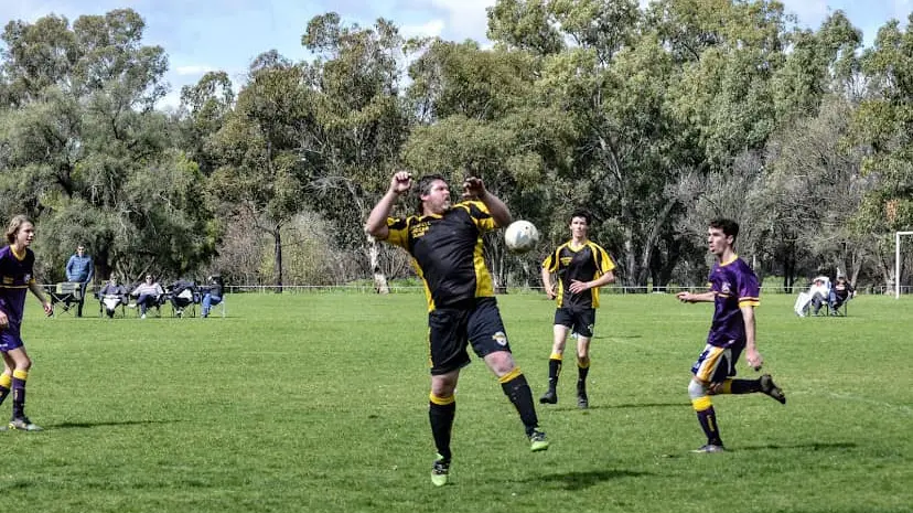 Saints stung as Stingers start season firing