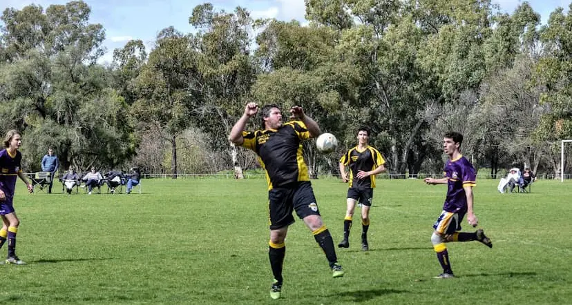 Saints stung as Stingers start season firing