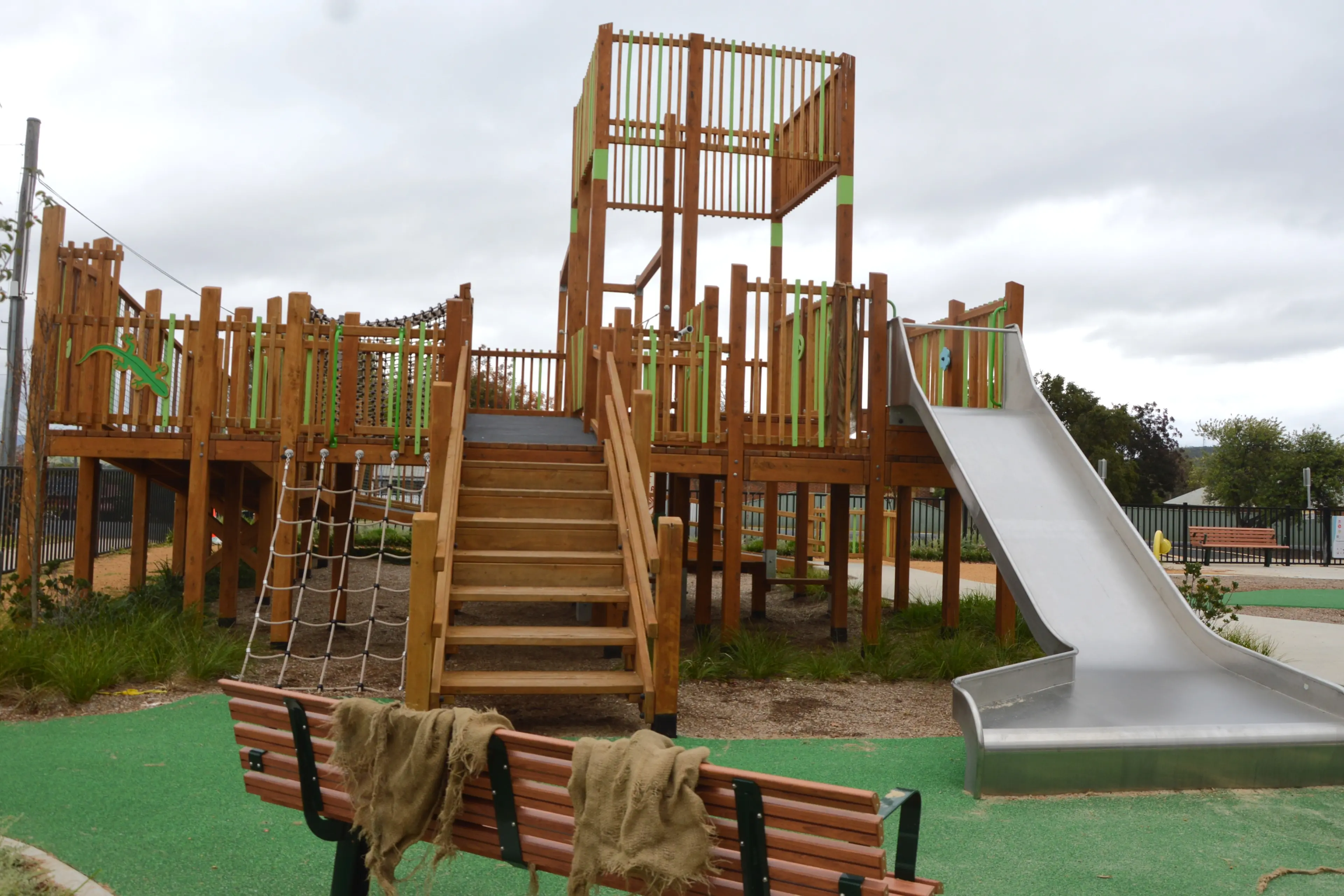 <p>Weddin Shire Council voted to investigate installing shade structures over the main playground equipment at Livvi\\u2019s Place in Taylor Park. Hessian bags have been donated for the metal slide but is not a sustainable option to prevent injury from the slide during the summer months. PHOTO: Madeline Blackstock</p>\\n