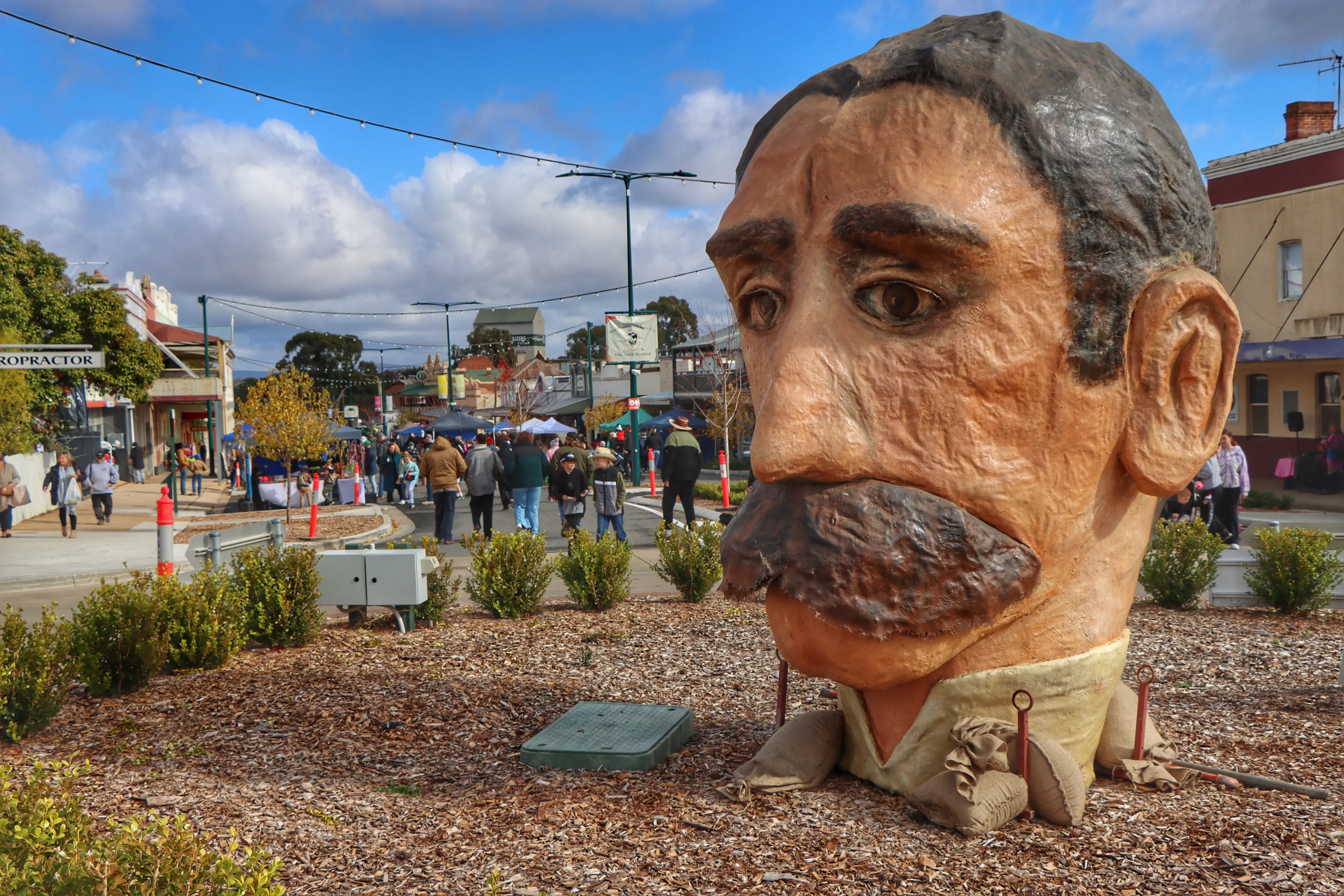 <p>There is plenty of poetry at the Henry Lawson Festival you don\\'t want to miss.</p>\\n