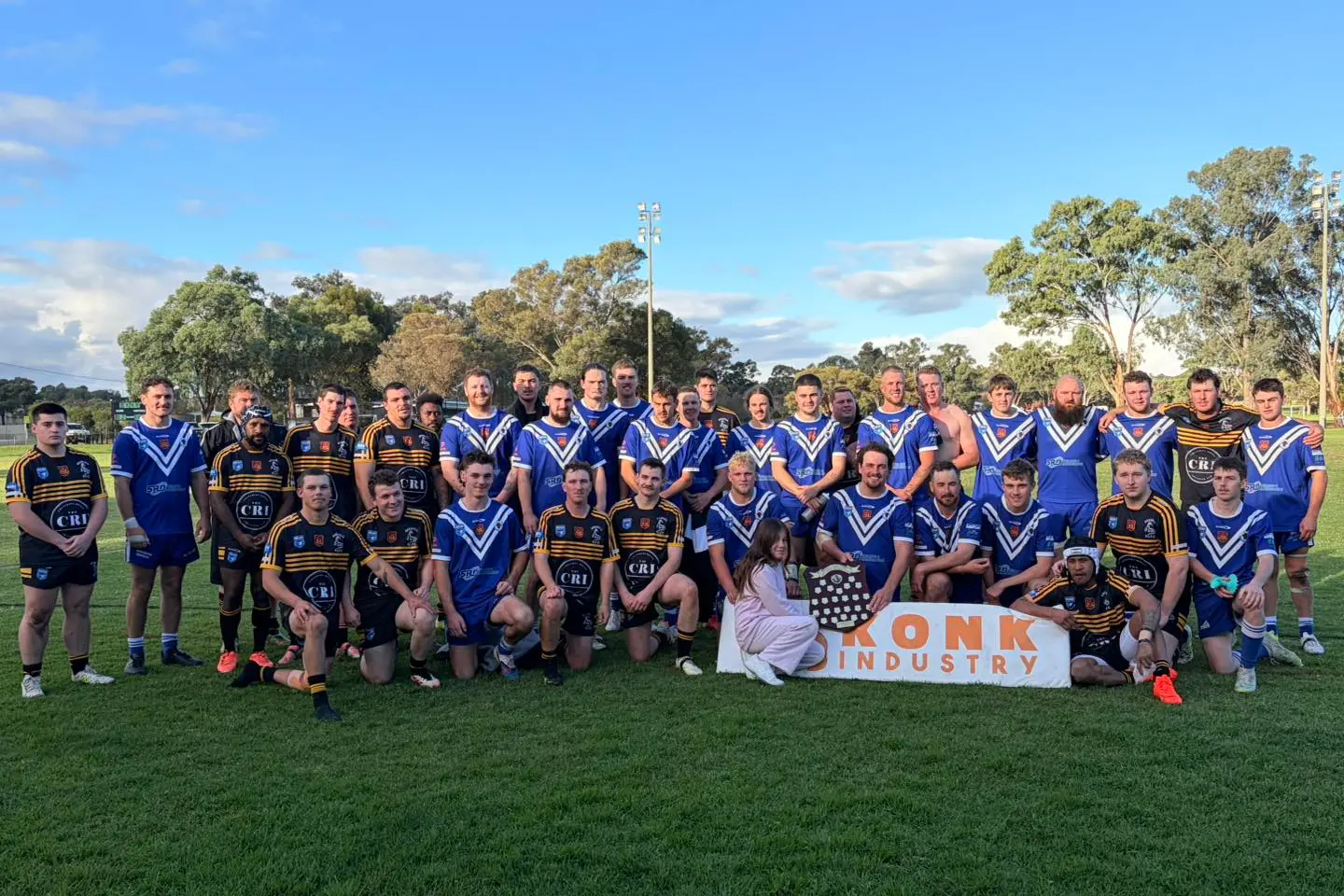 <p>Sienna, Ian\\'s daughter, presented the Ian Hanrahan Memorial Shield to the Molong Bulls alongside the Grenfell Goannas.</p>\\n