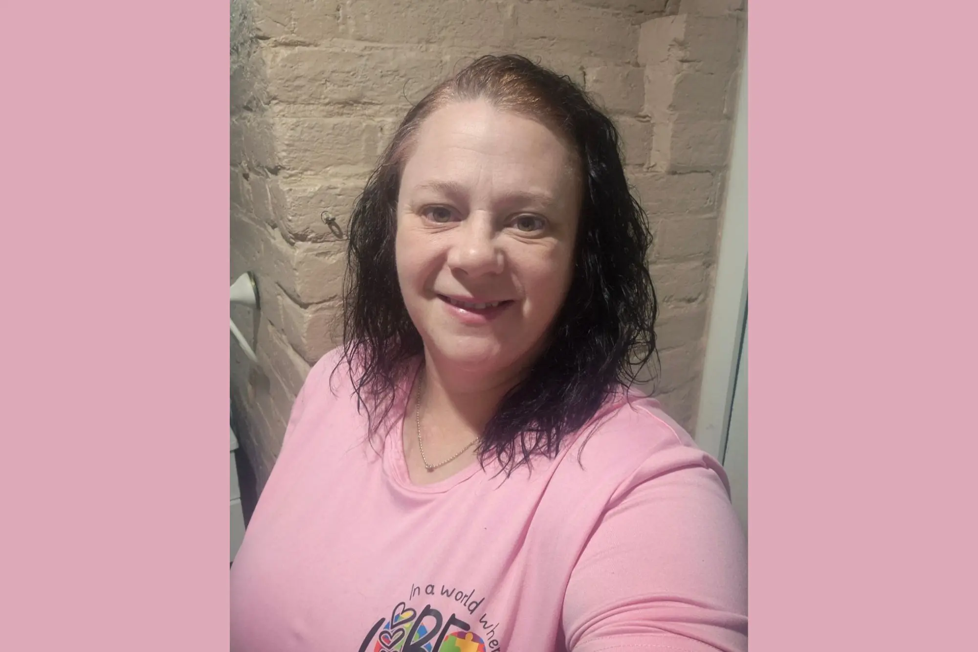 <p>Amber York will saying goodbye to her hair on 27 June in an effort to raise funds for the National Breast Cancer Foundation.</p>\\n