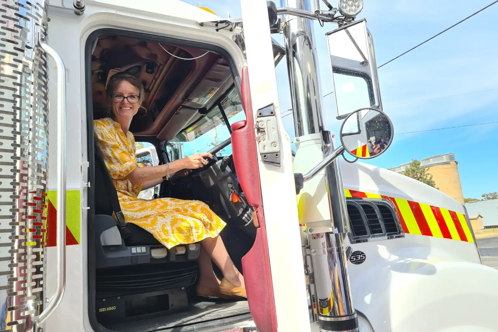 <p>Ms Cooke says the Cootamundra Electorate is an ideal choice for one of the eight new NSW Rural Fire Service maintenance hubs.</p>\\n