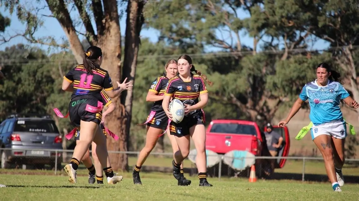 Hat tricks for Goannas' Smith and Iggy