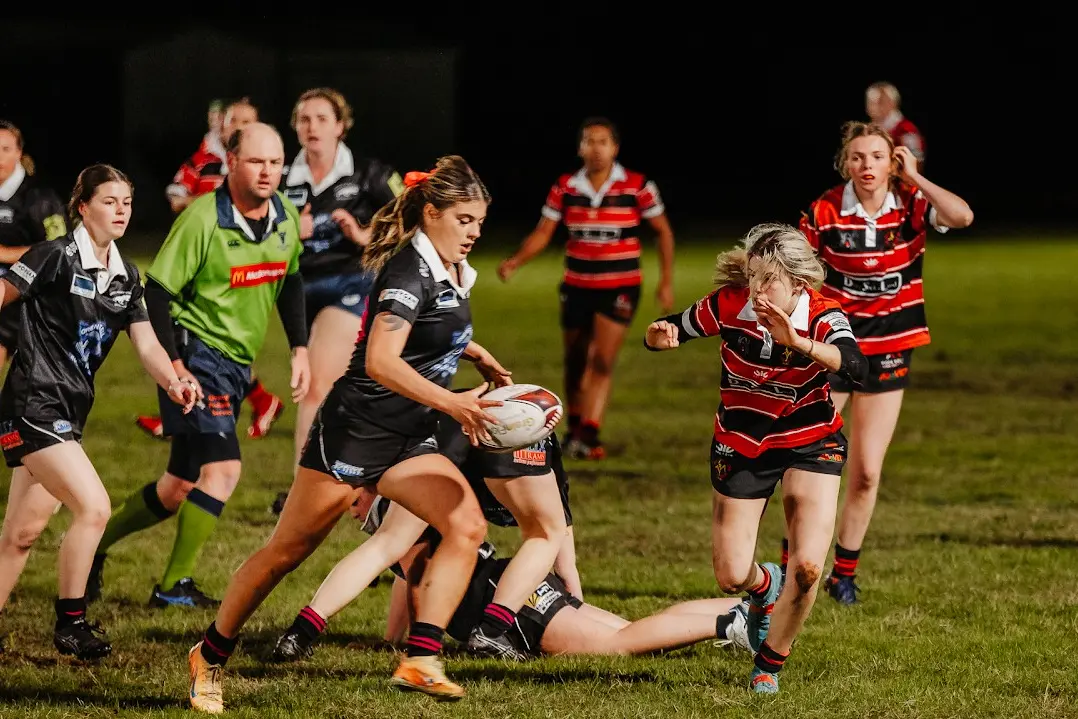 <p>The Pinkies currently sit second on the South West Cup Womens 10s leaderboard behind the Temora Tuskerettes. PHOTOS: Tracey Robertson Studio</p>\\n
