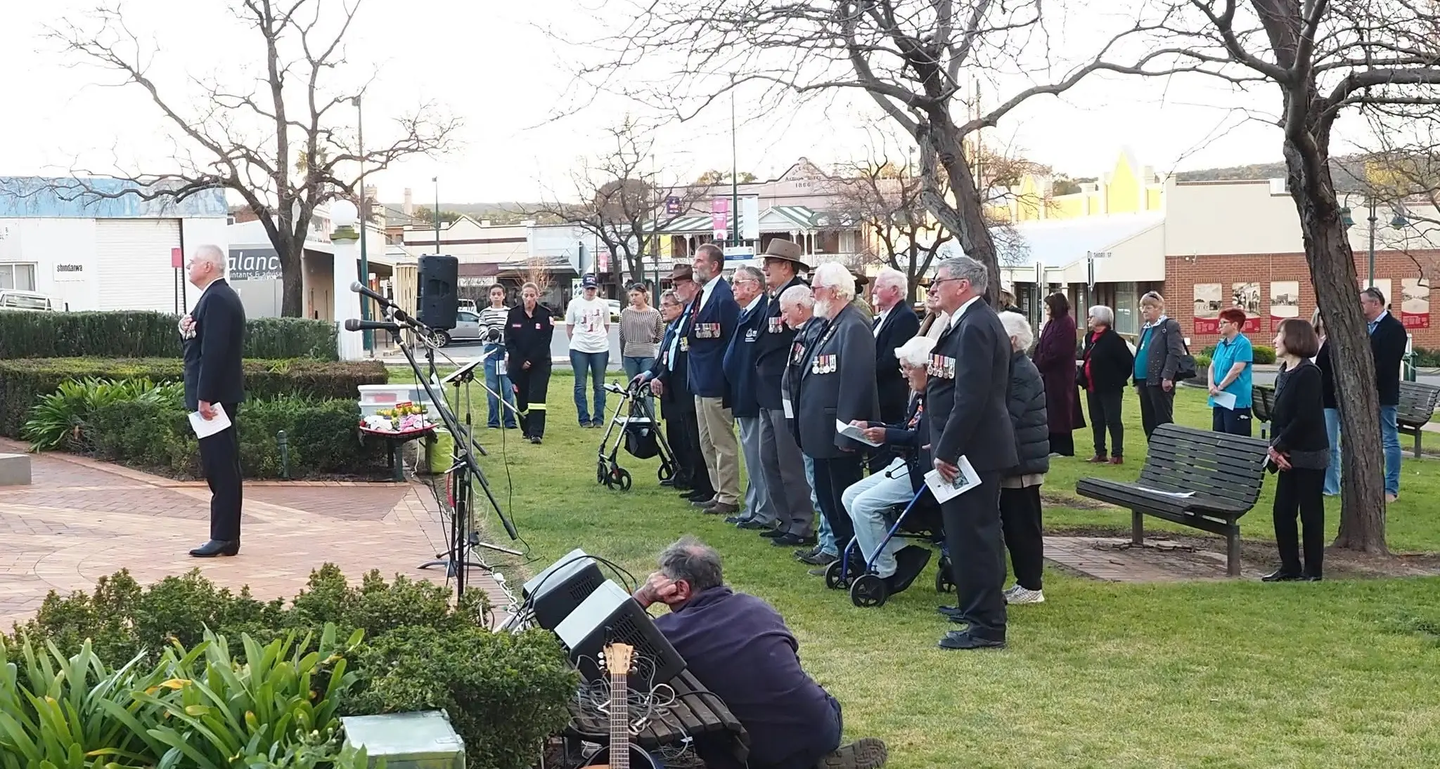Strong turnout honours Vitenam veterans