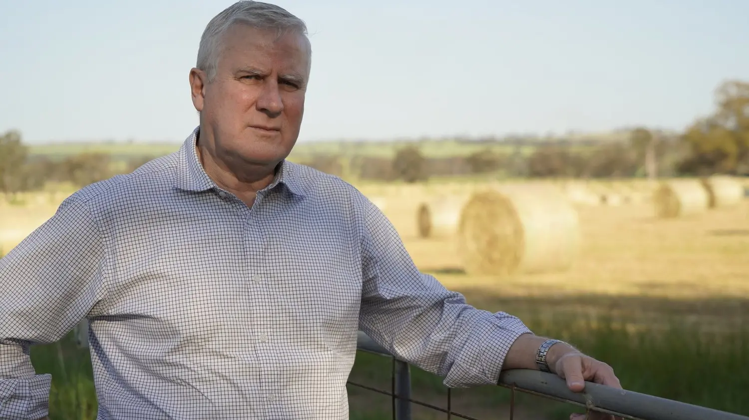 McCormack pushes for protection of cash services