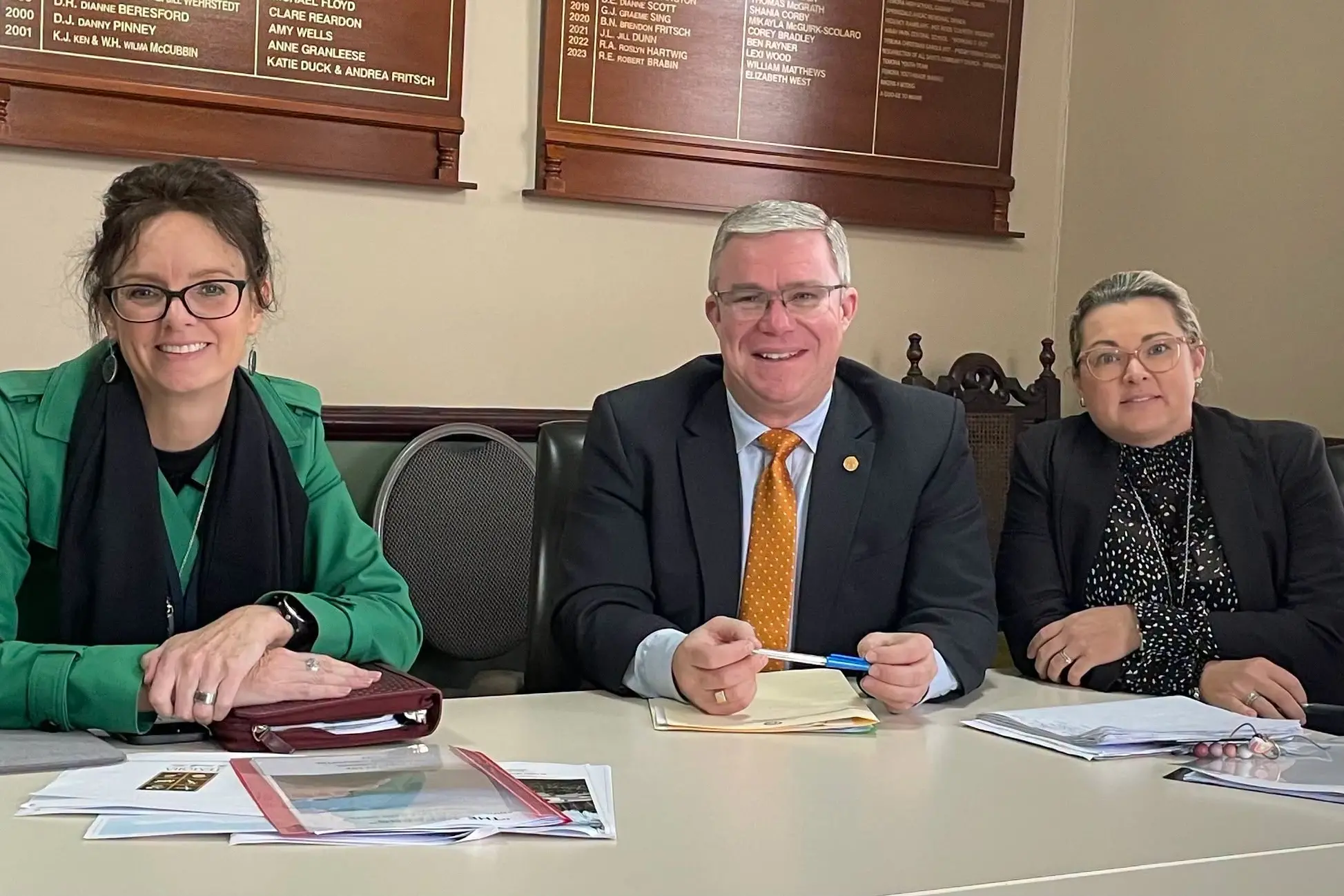 <p>NSW Shadow Water Minister Ms. Steph Cooke MP, CMA Chairman, Mayor Rick Firman OAM and Secretary, Temora Shire General Manager Ms. Melissa Boxall in a consultation meeting. </p>\\n