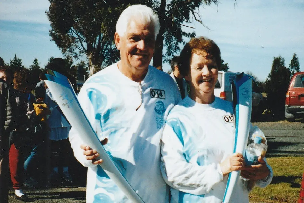 <p>When the Olympic Tourch travelled trhough town Terry and Deidre Carroll had the honour of being torchbearers. </p>\\n