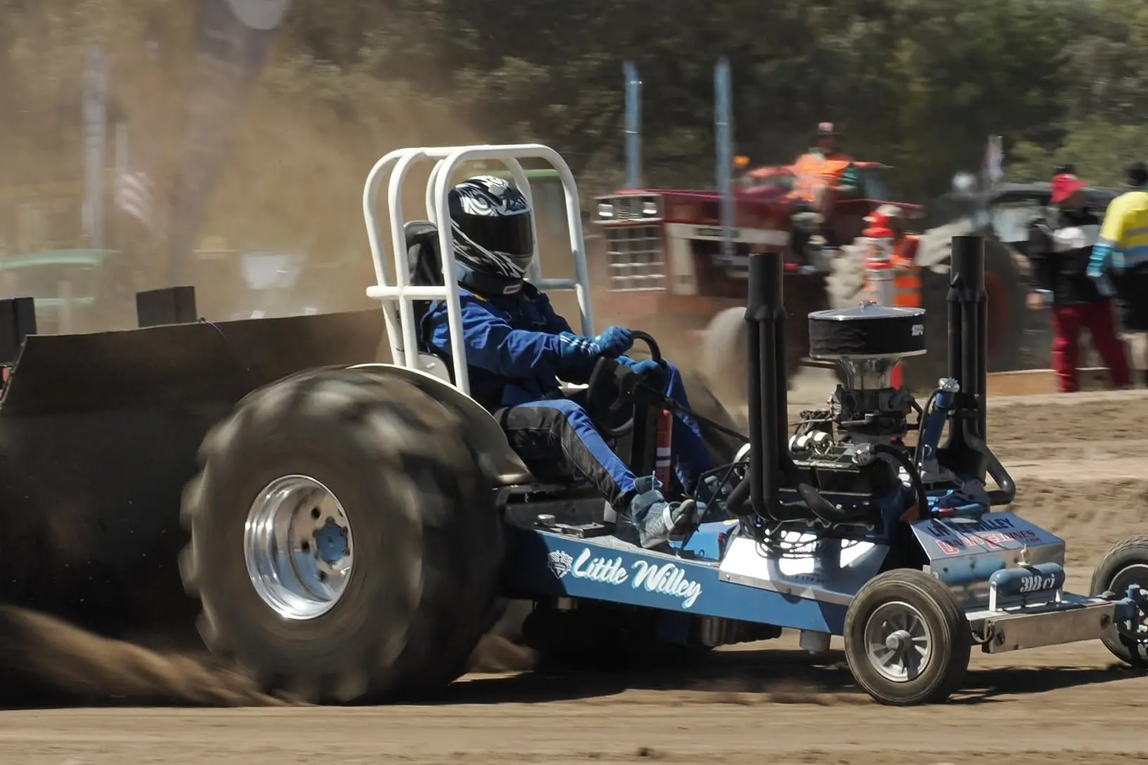 <p>Last year\\'s Grenfell Modified Tractor Pull was a hit with this year\\'s event set to be even better. PHOTO: Phillip Mccallum</p>\\n
